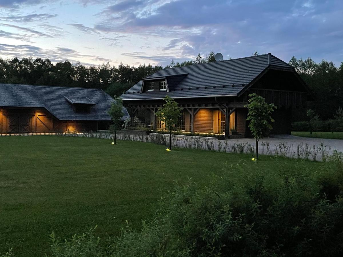 Kuliniai By Stirniai Lake Moletai District Exterior photo